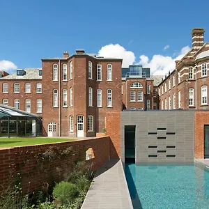 https://magdalen-chapter-hotel.exeterhotels.net